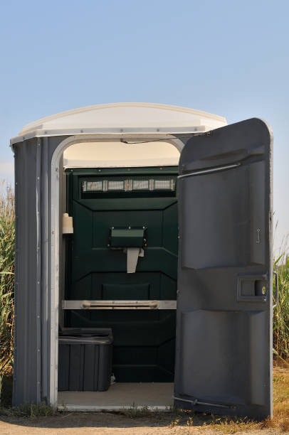 Best Portable restroom trailer rental  in Fayette, AL